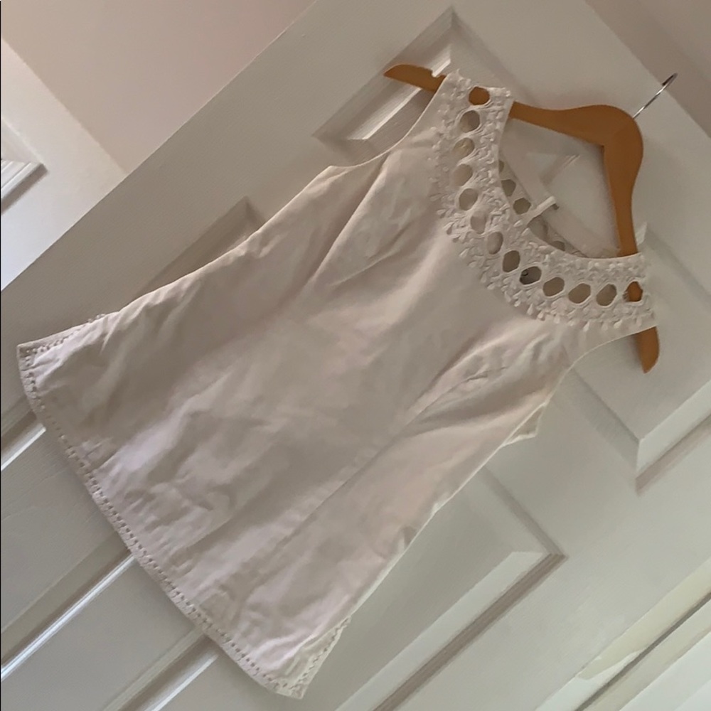 Lilly Pulitzer Shell, size 4